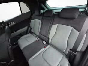 https://vehicle.imgix.net/4517242/0eaacc2f-2d05-4d8e-b147-fb2b1ef7945b.jpg