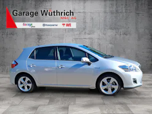 Toyota Auris 1.8 HSD Linea Sol