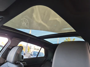 https://vehicle.imgix.net/4517256/7f184037-42e5-4949-bd09-2862813d9936.jpg