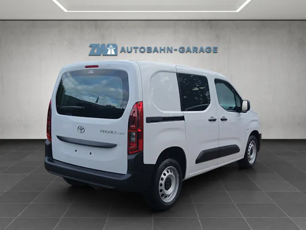 Toyota PROACE CITY Van L1 1.2 Active