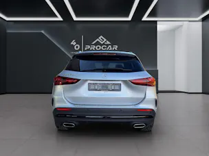 MERCEDES-BENZ GLA-Klasse H247 GLA 250 Swiss Star AMG Line 4matic