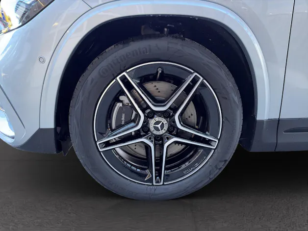 MERCEDES-BENZ GLA-Klasse H247 GLA 250 Swiss Star AMG Line 4matic