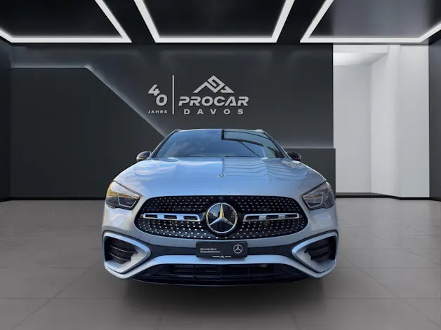 MERCEDES-BENZ GLA-Klasse H247 GLA 250 Swiss Star AMG Line 4matic