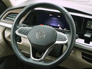 VW T7 Multivan kurz 2.0 TSI DSG Style