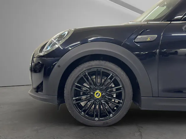 MINI F56 Cooper SE