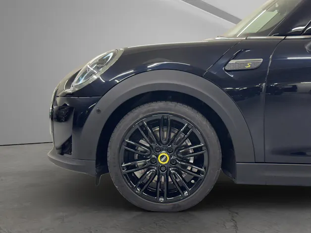 MINI F56 Cooper SE