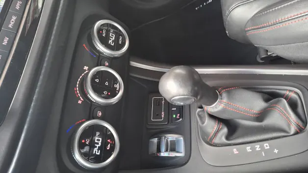 ALFA ROMEO Giulietta 1750 TBi Veloce TCT