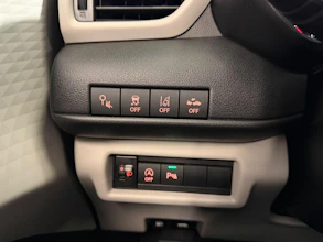 https://vehicle.imgix.net/4517373/89b1bd08-80d4-48fc-9789-58e483cc37b5.jpeg