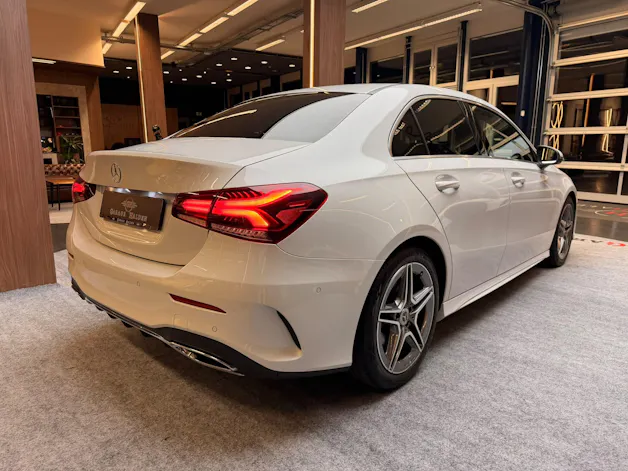 MERCEDES-BENZ A-Klasse V177 Limousine A 200 AMG Line