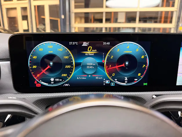 MERCEDES-BENZ A-Klasse V177 Limousine A 200 AMG Line