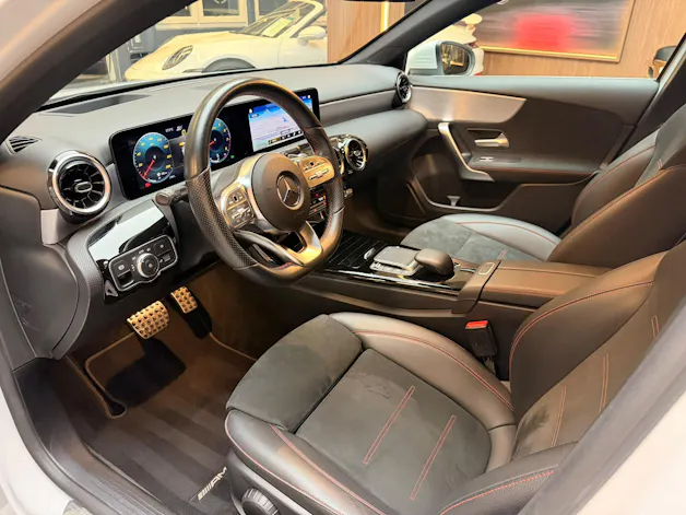 MERCEDES-BENZ A-Klasse V177 Limousine A 200 AMG Line