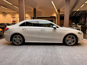 MERCEDES-BENZ A-Klasse V177 Limousine A 200 AMG Line