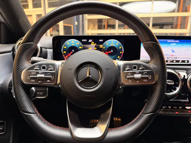 MERCEDES-BENZ A-Klasse V177 Limousine A 200 AMG Line