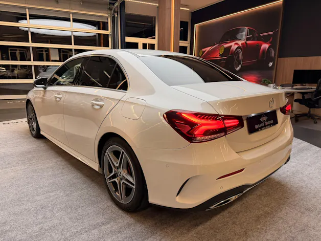 MERCEDES-BENZ A-Klasse V177 Limousine A 200 AMG Line