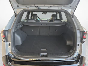 https://vehicle.imgix.net/4517449/112dc68a-9026-4461-8ef2-1797dc93d948.jpg