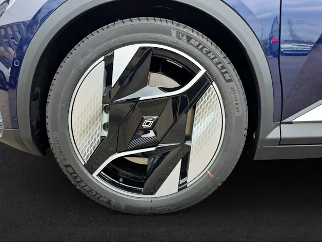 RENAULT Scénic E-Tech iconic