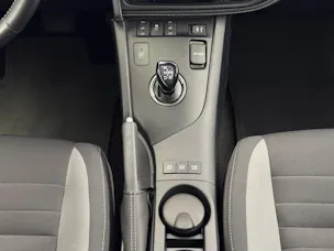Toyota Auris Touring Sports 1.8 HSD Trend