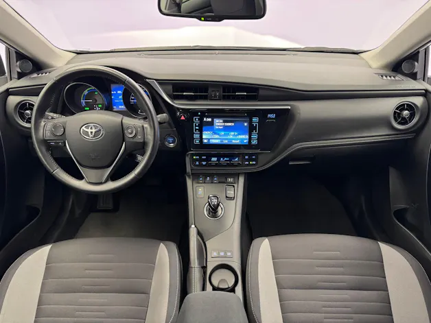 Toyota Auris Touring Sports 1.8 HSD Trend