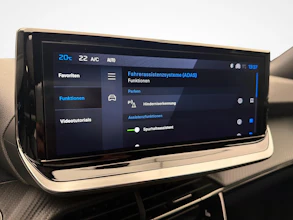 https://vehicle.imgix.net/4517635/f069fb03-ce4b-492e-b3b5-234812639a85.jpg