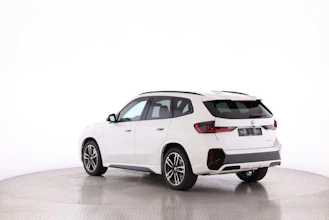 https://vehicle.imgix.net/4517652/c81de875-9889-414a-aa37-91292b2188f6.jpg