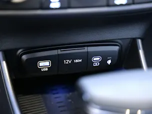 HYUNDAI i20 1.0 T-GDi Amplia
