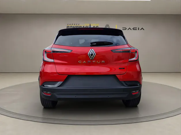RENAULT Captur 1.8 E-Tech techno