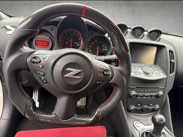 NISSAN 370 Z Coupé 3.7 V6 24V Nismo