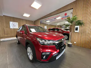 Suzuki S-Cross 1.4 T Piz Sulai Hybrid 4x4 4 ROUES HIVER OFFERT