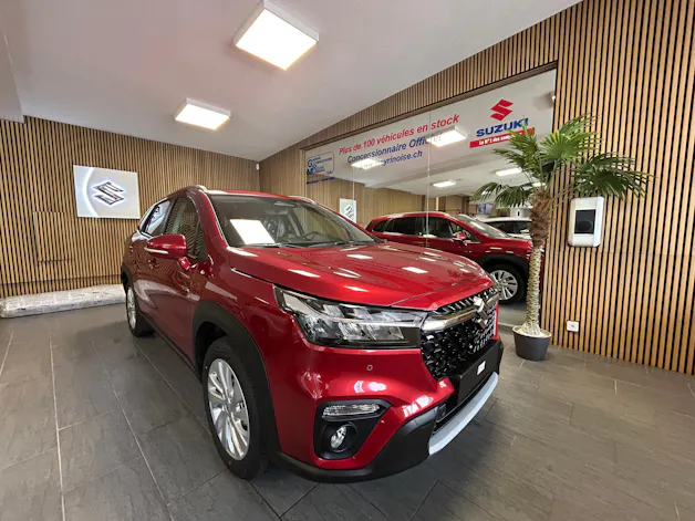 Suzuki S-Cross 1.4 T Piz Sulai Hybrid 4x4 4 ROUES HIVER OFFERT