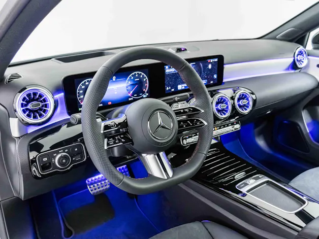 MERCEDES-BENZ A 250 4MATIC