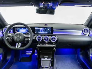 MERCEDES-BENZ A 250 4MATIC