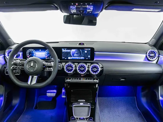 MERCEDES-BENZ A 250 4MATIC