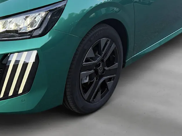 PEUGEOT 208 Hybrid 110 e-DCS6 Envy