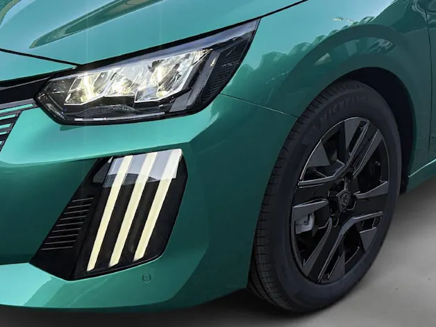 PEUGEOT 208 Hybrid 110 e-DCS6 Envy