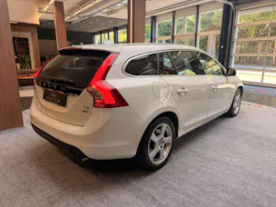 VOLVO V60 3.0 T6 Summum AWD