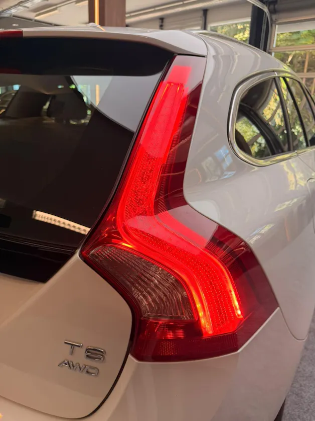 VOLVO V60 3.0 T6 Summum AWD