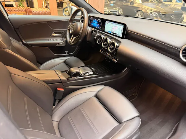 MERCEDES-BENZ A-Klasse W177 A 180 d Progressive