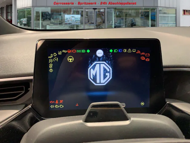 MG 3 1.5 Hybrid Luxury