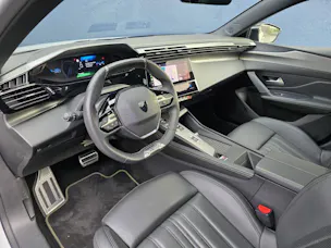 PEUGEOT 308 NEW e-GT