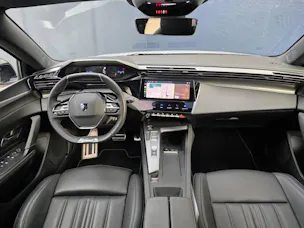 PEUGEOT 308 NEW e-GT