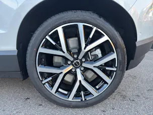 VOLVO EX30 P8 Ultra AWD