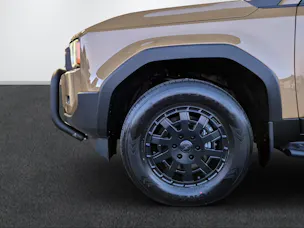 Toyota Land Cruiser 2.8 D 48V 230 Rebel