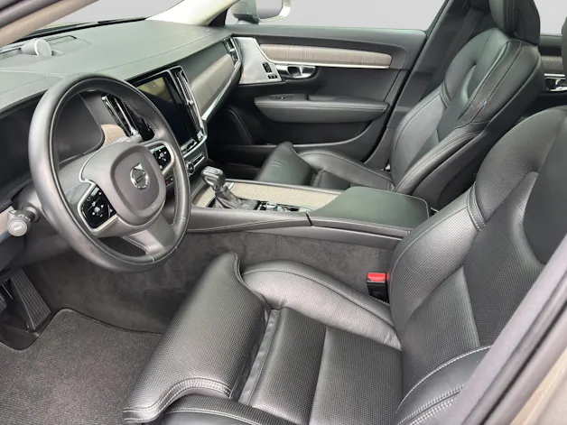 VOLVO V90 Cross Country 2.0 D5 AWD