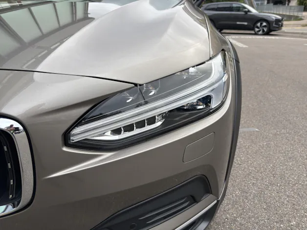 VOLVO V90 Cross Country 2.0 D5 AWD