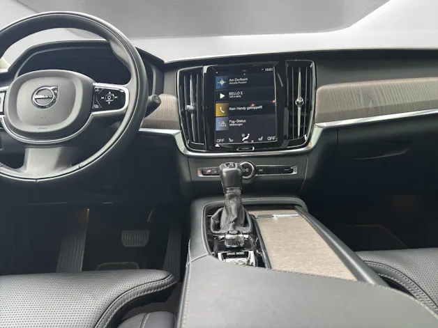 VOLVO V90 Cross Country 2.0 D5 AWD