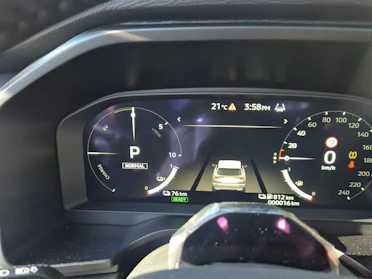 MITSUBISHI OUTLANDER 8