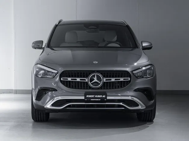 MERCEDES-BENZ GLA 220 d 4MATIC Swiss Star