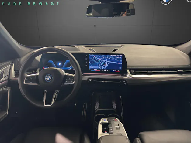 BMW iX1 30 xDrive M Sport