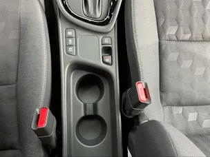 Toyota Yaris 1.5 VVT-i HSD Trend