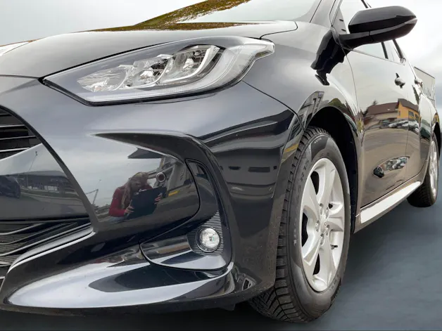 Toyota Yaris 1.5 VVT-i HSD Trend